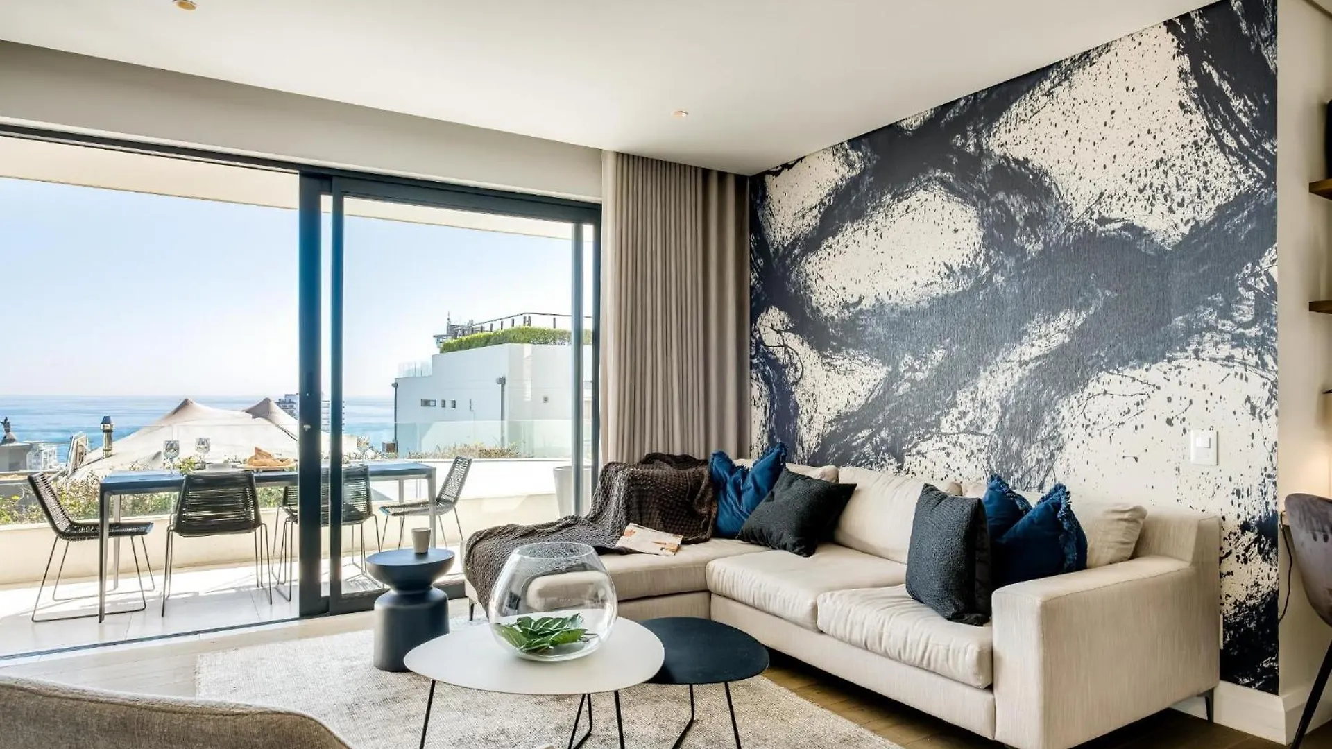 Oceanview Secure 3Bed Apt Sea Point Marlo Breeze Kapstadt 0*,  Südafrika